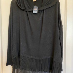 Hollister Long Sleeves  Tunic/ Sweater  Hooded  Chiffon Hem   Black Size XS/S